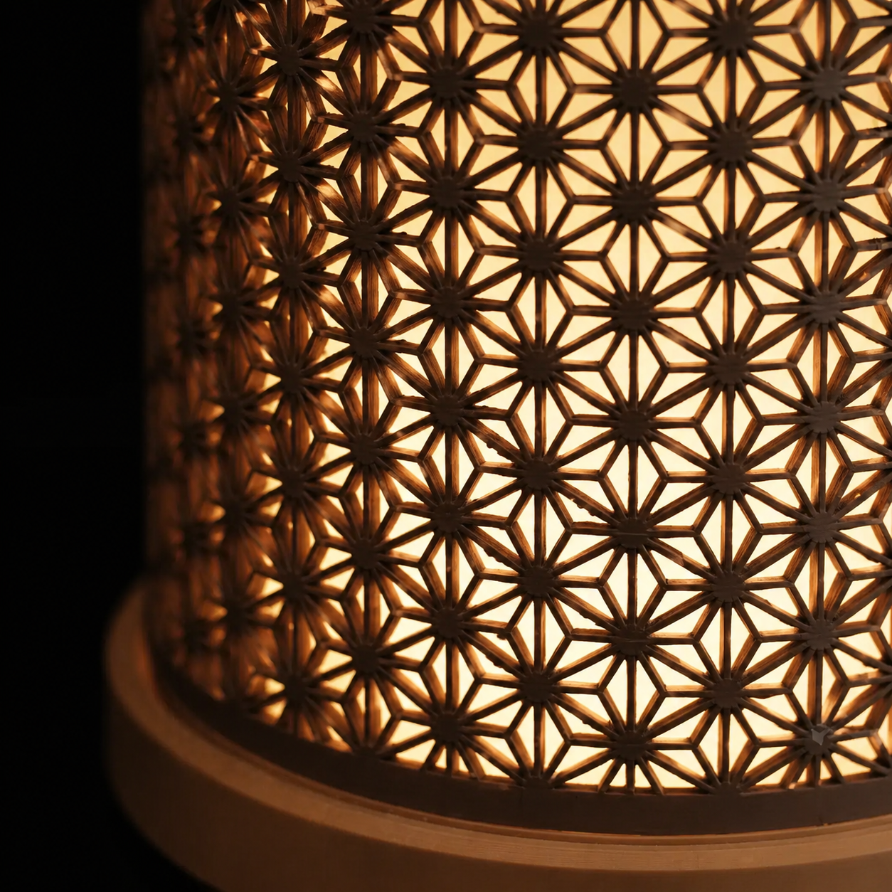 Geometric Glow Lamp – Modern Ambient Light